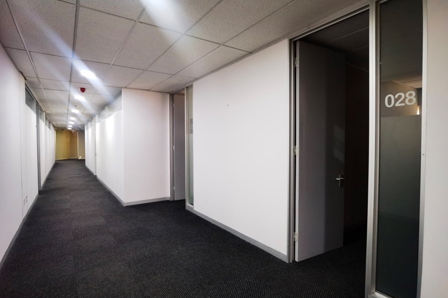 To Let commercial Property for Rent in Mowbray Western Cape